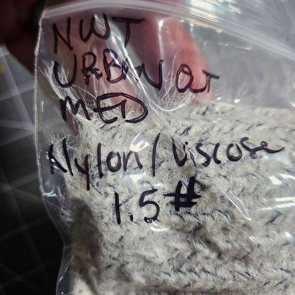 Urban Outfitters Women Gray Fuzzy V-Neck Sweater M Clean Girl Light Academia - Picture 8 of 14